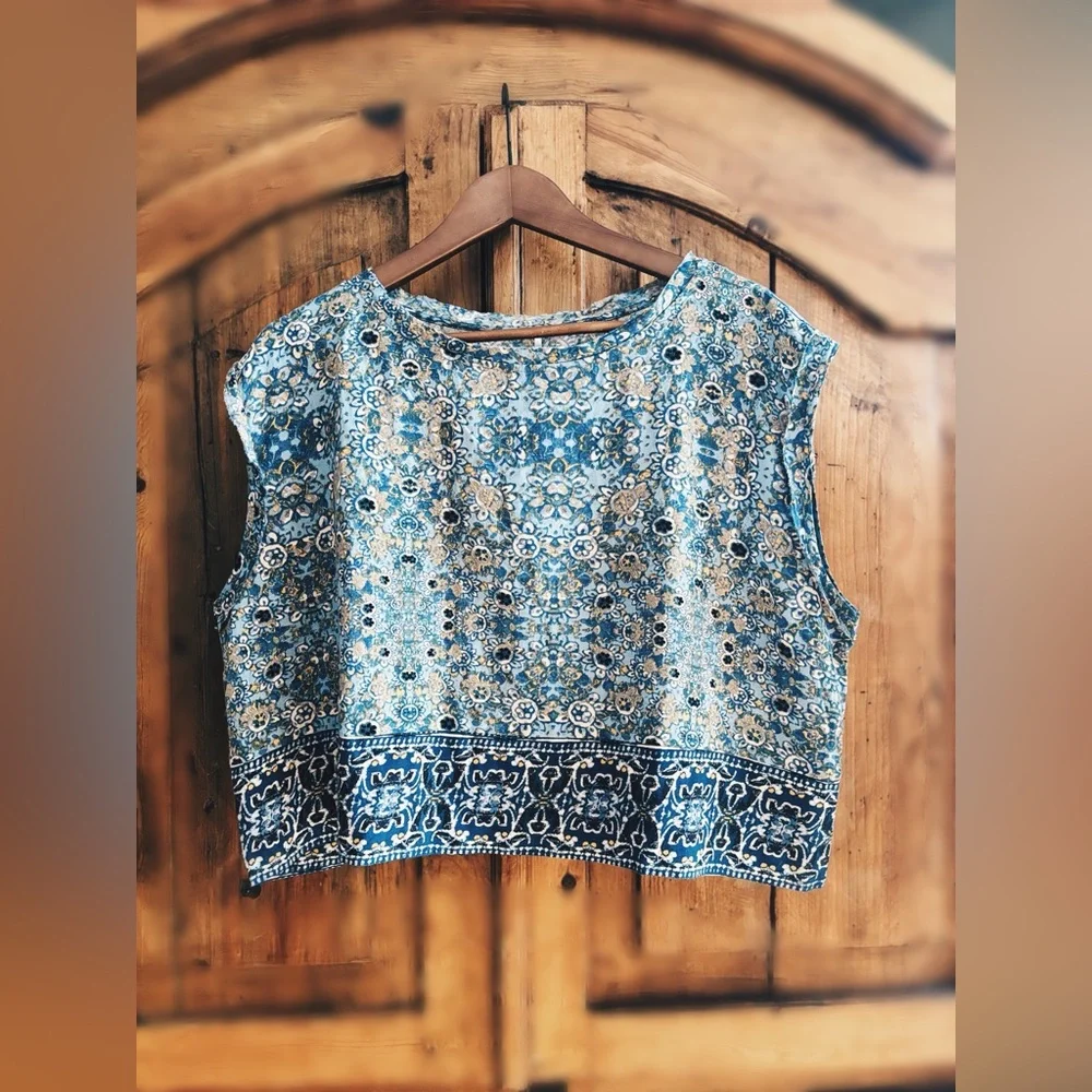 Free People Oversized XS Blue Floral Boxy Tank - NWOT - Raw Edge Detail - Picture 10 of 12